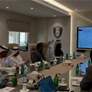دائرة الصناعة والاقتصاد بالفجيرة تستقبل وفداً من المستثمرين المتخصصين في مجال صيانة وتصليح الطائرات 