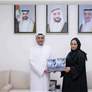 حاكم الفجيرة يستقبل عائشة المطيري بسبب إصدارها العلمي "الأدوية الأكثر استخداماً في المستشفيات"