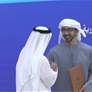 رئيس الدولة يمنح 6 من سفراء الدولة وقنصلين وسام زايد الثاني من الطبقة الأولى ووسام الاستقلال من الطبقة الأولى