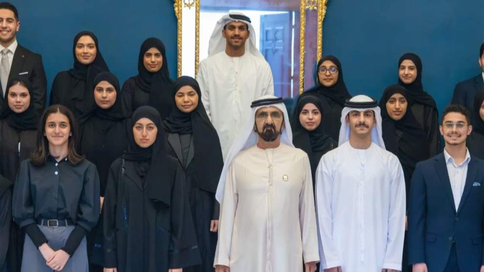 محمد بن راشد يلتقي أوائل الثانوية العامة في مجلس المضيف بدار الاتحاد بدبي