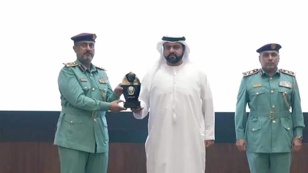 محمد الشرقي يشهد ختام الدورة الثانية عشرة لدورة "أصدقاء الدفاع المدني" بالفجيرة ويكرّم المشاركين