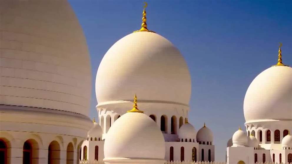 جامع الشيخ زايد الكبير الثامن عالميا والأول على مستوى الشرق الأوسط في فئة أبرز معالم الجذب