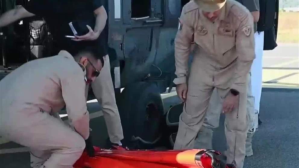 فريق الإطفاء الإماراتي يبدأ مهامه في إطفاء حرائق غابات ألبانيا