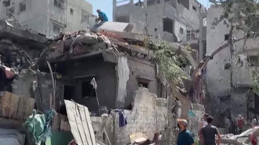 أخبار اقليمية ودولية | إسرائيل تكثف غاراتها على جنوب ووسط غزة
