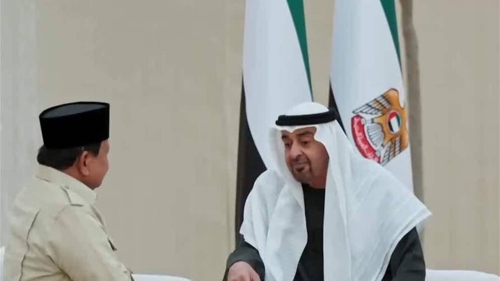 رئيس الدولة والرئيس الإندونيسي يبحثان علاقات البلدين وتطوير شراكتهما الاقتصادية الشاملة