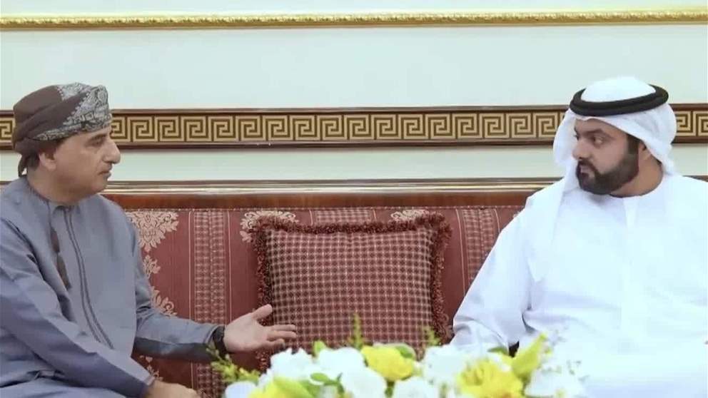 ولي عهد الفجيرة يلتقي ناصر الطائي وهيّاف ياسين على هامش محاضرتهما في "مجلس محمد بن حمد الشرقي"