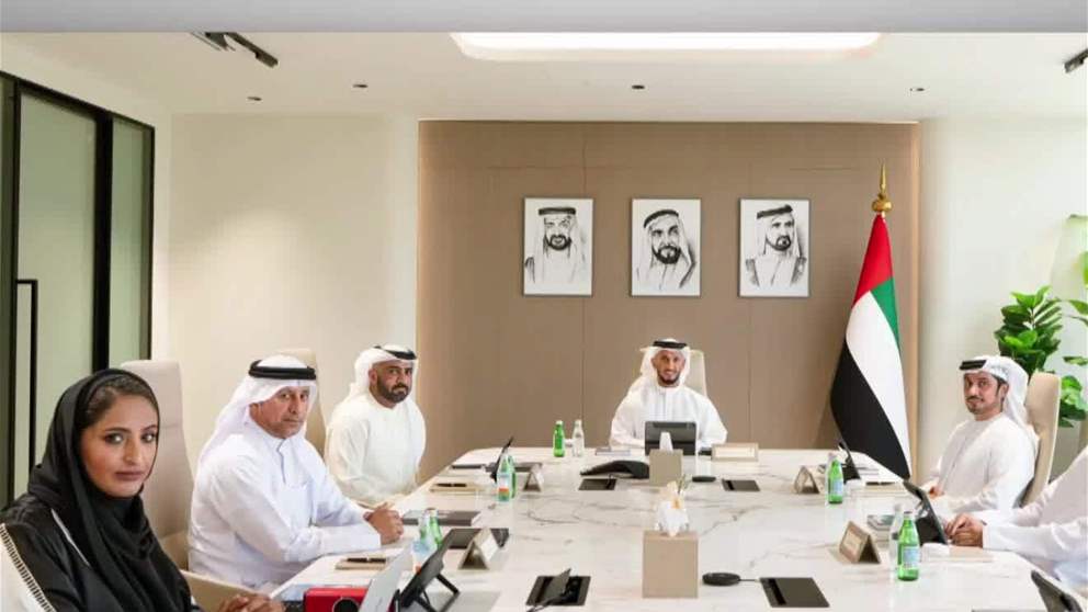 مجلس الإمارات للإعلام يعقد اجتماعه الثالث برئاسة عبد الله آل حامد