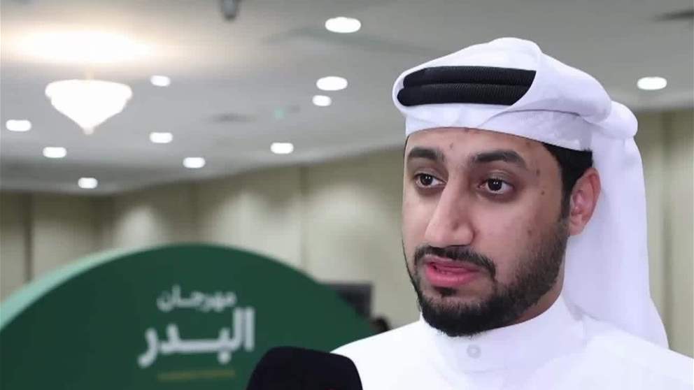 "التجريد الخطي اللوني".. ورشة فنية تدمج الخط العربي بالتصميم الحديث في مهرجان البدر 
