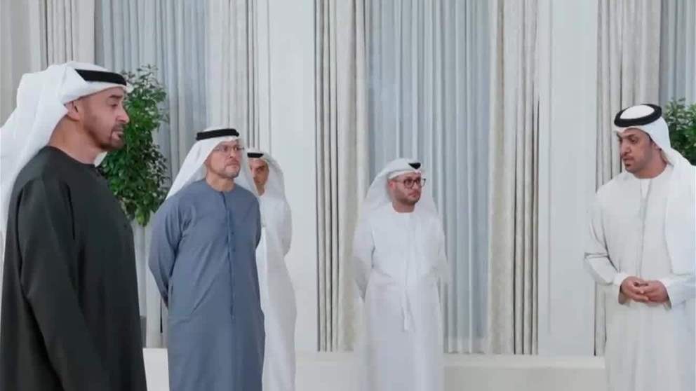 رئيس الدولة يشهد الإعلان عن 13 مشروعاً سكنياً لتوفير أكثر من 40 ألف مسكن وأرض سكنية للمواطنين في أبوظبي
