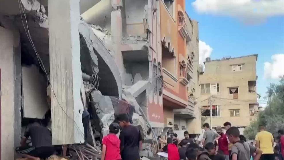 أخبار اقليمية ودولية | مقتل 19 شخصاً في غارة إسرائيلية على قطاع غزة