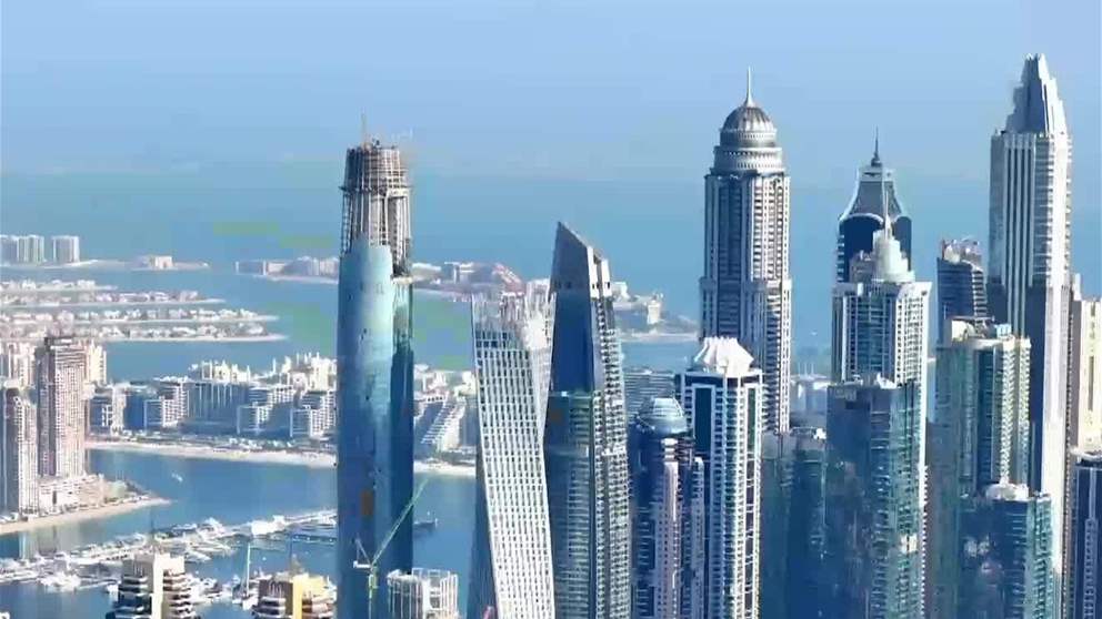 الامارات تعانق السحاب .. ناطحات تروي قصة نهضة عمرانية واقتصادية عالمية