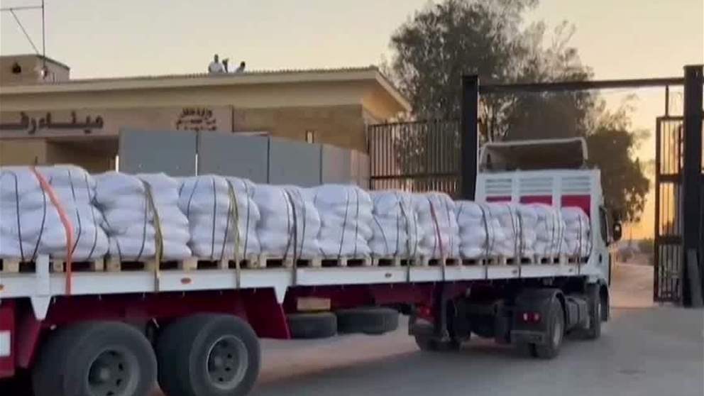 أخبار اقليمية ودولية | الأمم المتحدة: 170 ألف طن من المساعدات تنتظر دخول غزة