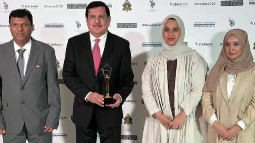 بلدية الفجيرة تحصد جائزة سيلفر ستيف العالمية عن مشروع إنارة الطرق