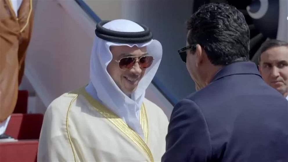 نيابة عن رئيس الدولة.. منصور بن زايد يصل مصر للمشاركة في قمة شرم الشيخ للسلام
