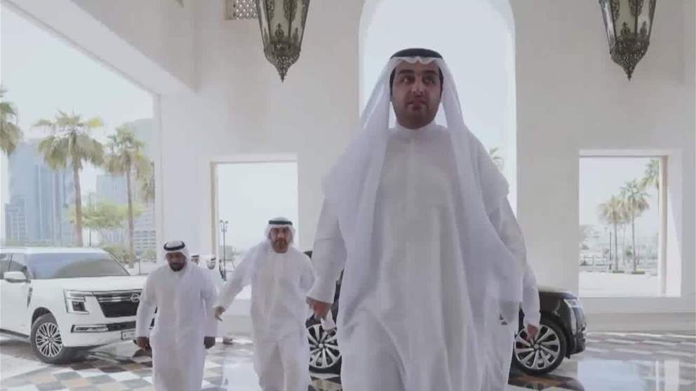 راشد الشرقي يؤدي صلاة الاستسقاء في جامع الشيخ زايد الكبير بالفجيرة