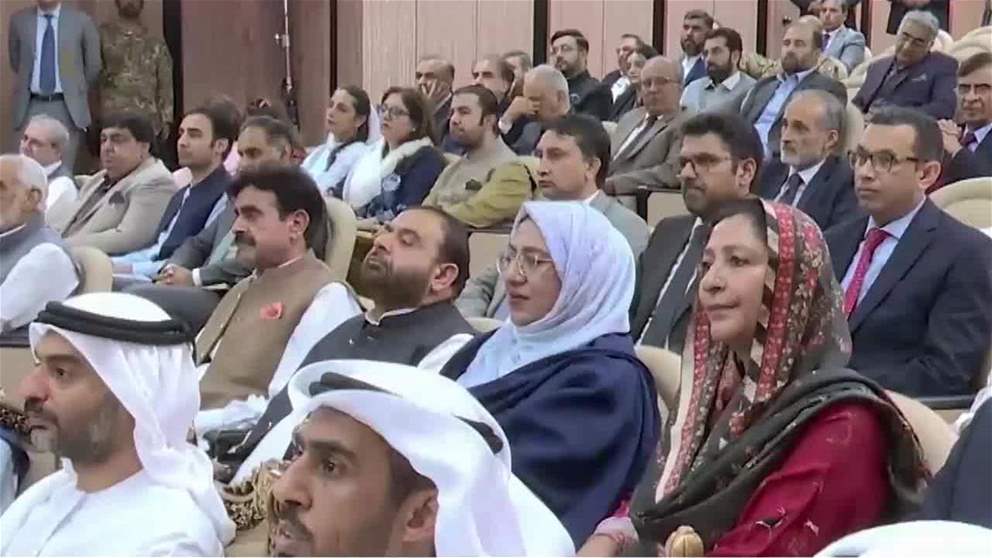 العالمية القابضة تستحوذ على حصة الأغلبية في بنك فيرست وومن بنك ليمتد