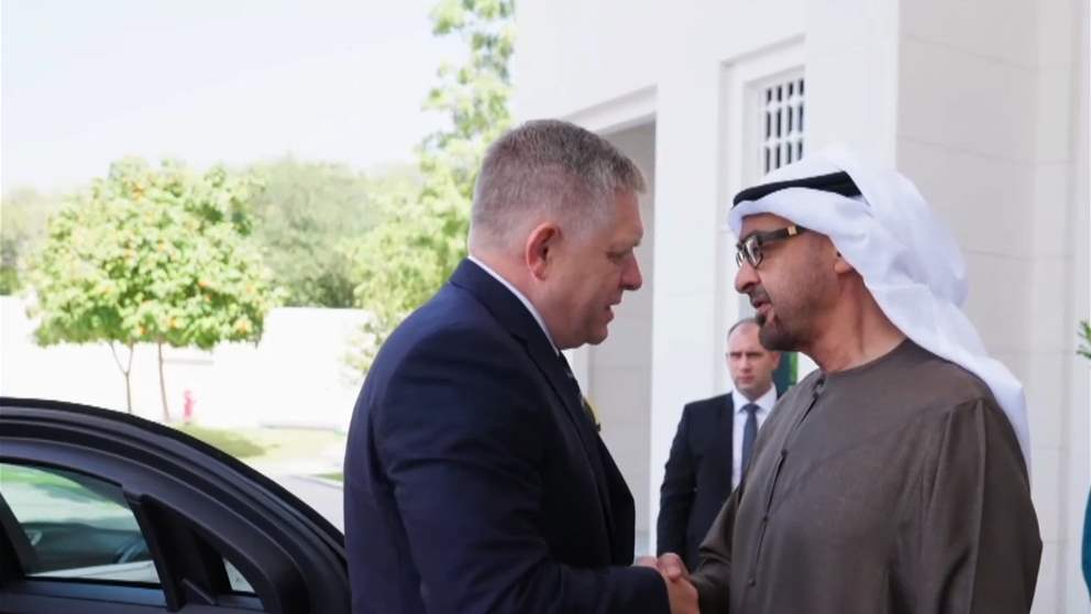 رئيس الدولة ورئيس وزراء سلوفاكيا يبحثان علاقات البلدين