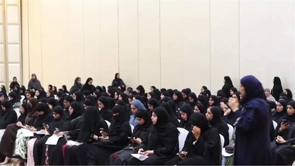 الموارد البشرية بالفجيرة تعرض أكثر من 100 شاغر خلال اليوم المفتوح للتوظيف 