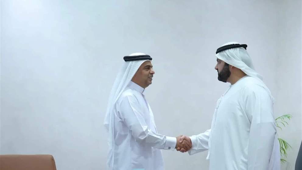 محمد الشرقي يلتقي فريق مستشفى الفجيرة ويطّلع على خططه وخدماته 