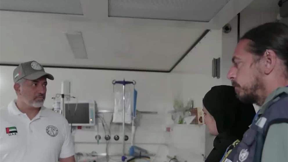 وفد "الصحة العالمية" يتسلم أدوية ومستلزمات طبية خلال زيارته للمستشفى الميداني الإماراتي