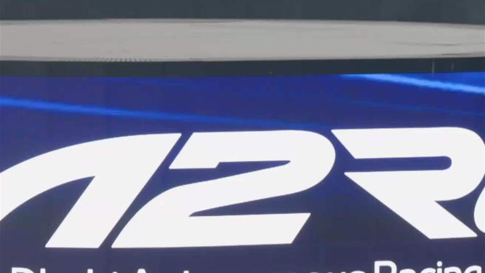 زايد بن محمد بن زايد يشهد منافسات السباق النهائي للموسم الثاني من دوري أبوظبي للسباقات المستقلة والمسيَّرة