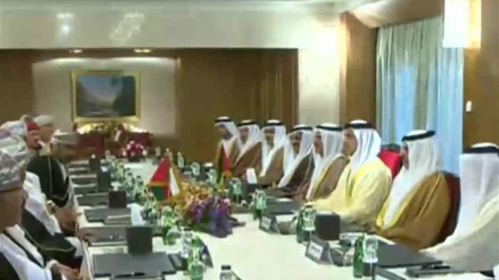 الامارات تشارك سلطنة عمان احتفالاتها بيومها الوطني ال 55