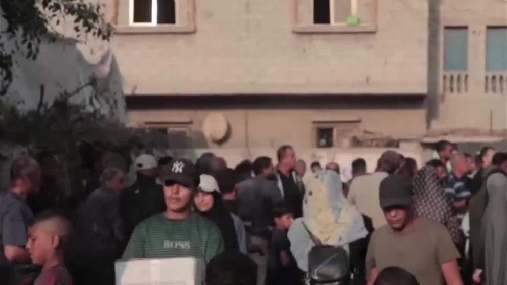 عملية "الفارس الشهم 3" توزع طرودا غذائية على طواقم بلديات غزة والمغراقة وبيت حانون وأم النصر