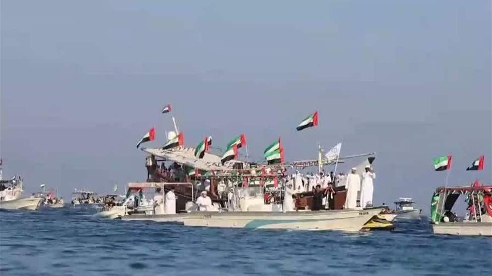 مسيرة بحرية ضخمة في دبا الفجيرة احتفالا بعيد الاتحاد الـ54