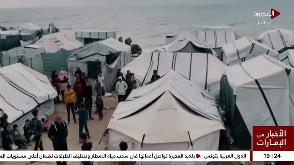 الفارس الشهم 3 توزع كسوة شتوية على النازحين في غزة