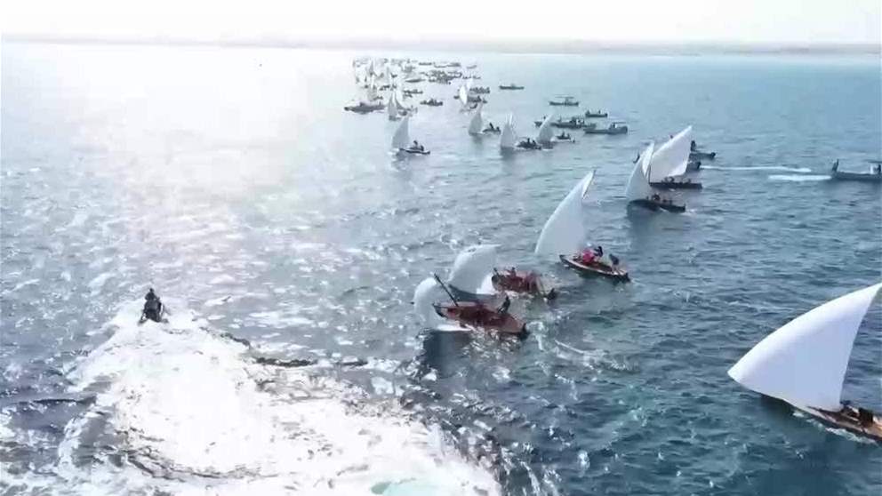 مهرجان الياسات يتوج الفائزين بسباق القفاي للمحامل الشراعية