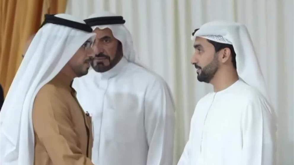 مكتوم الشرقي يقدم واجب العزاء في وفاة الشيخ عبد الرحمن بن علي النعيمي