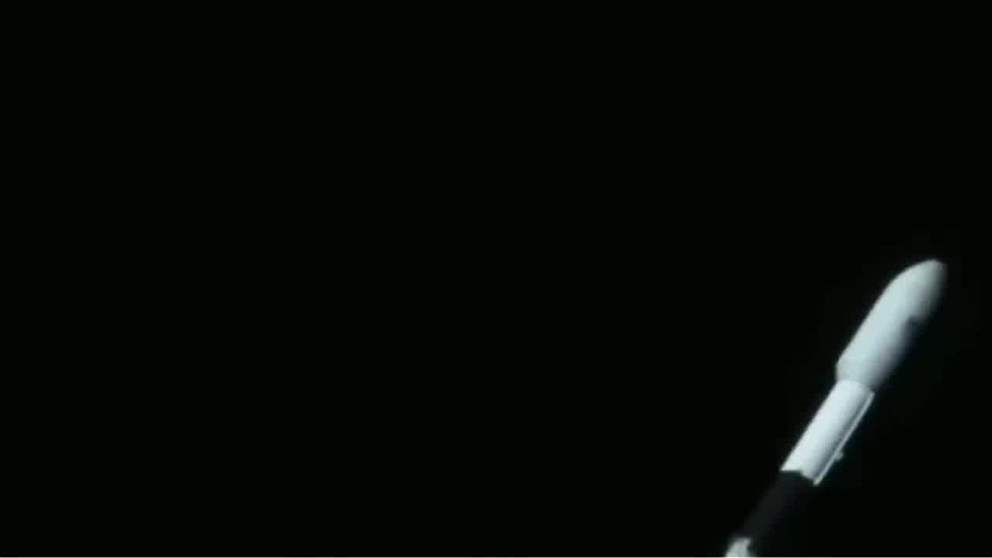 سبيس إكس تطلق قمرا صناعيا إيطاليا لرصد الأرض