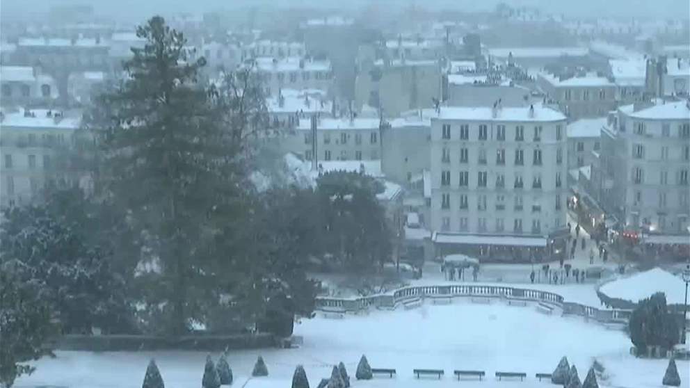 أخبار اقليمية ودولية | قتلى جراء حوادث سير بفرنسا وإلغاء للرحلات الجوية بسبب الثلوج