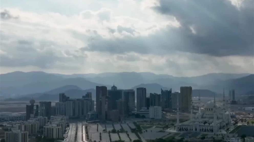 الامارات تعزز موقعها احدى اقوى اسواق العمل عالميا