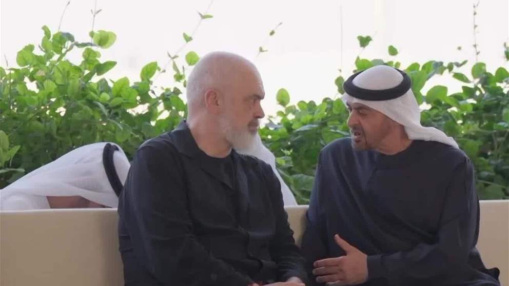 رئيس الدولة يبحث مع رئيس وزراء البانيا علاقات التعاون ويمنحه " وسام زايد "