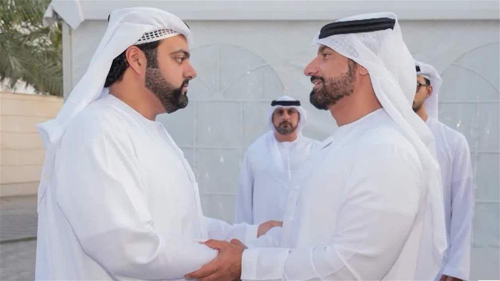 محمد الشرقي بقدم واجب العزاء في وفاة احمد محمد شريف العوضي