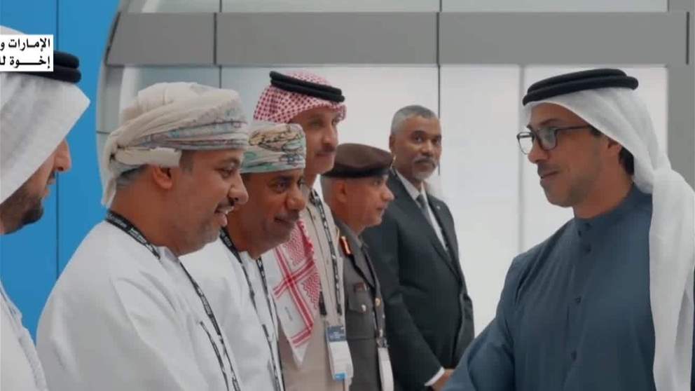 منصور بن زايد يزور مؤتمر ومعرض التكنولوجيا لمنظمة الجمارك العالمية