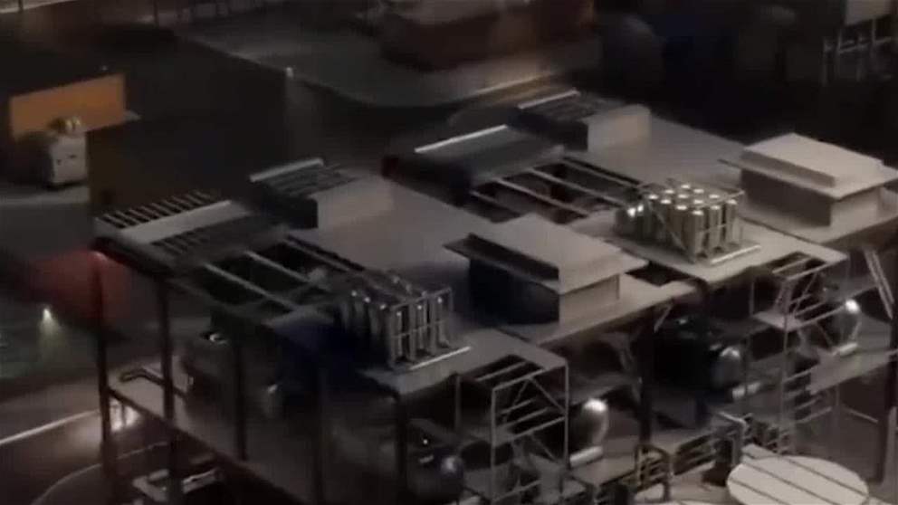 الذهب والفضة يواصلان مكاسبهما مع تراجع الدولار