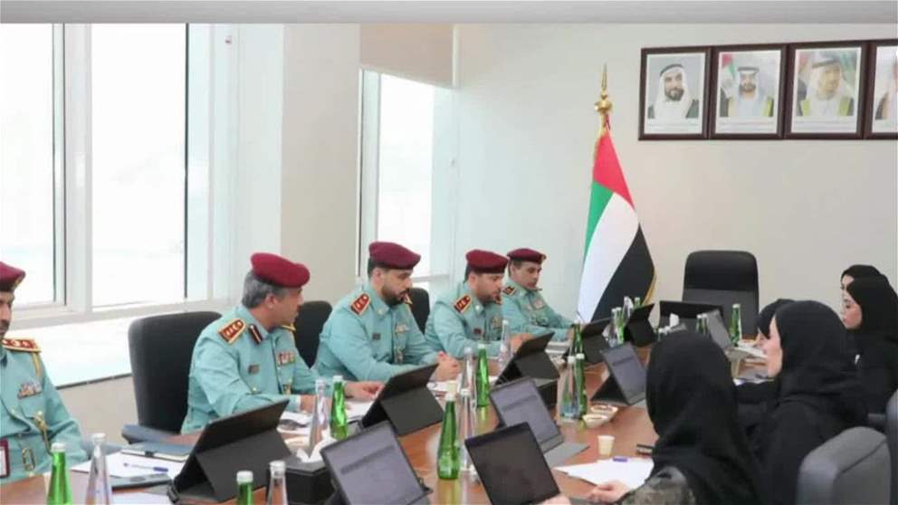 دائرة الموارد البشرية بحكومة الفجيرة تطلع على أفضل ممارسات إدارة الأداء بشرطة الفجيرة