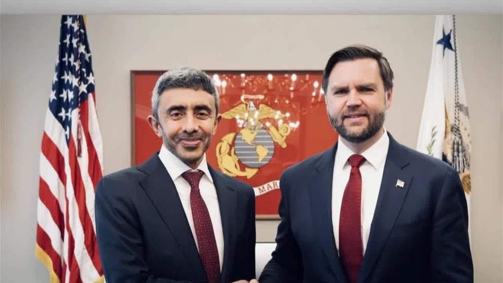 عبدالله بن زايد يلتقي نائب الرئيس الأمريكي ويبحثان تعزيز العلاقات الاستراتيجية بين البلدين