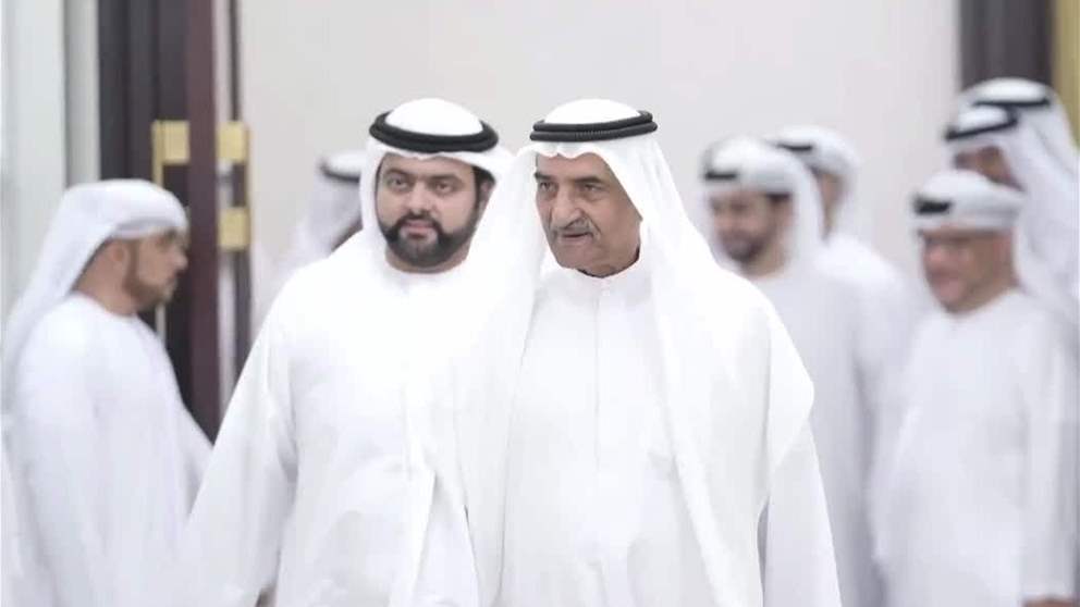 حمد الشرقي يستقبل المهنئين بشهر رمضان بحضور ولي عهد الفجيرة