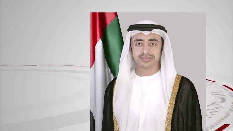 عبدالله بن زايد يبحث هاتفيا مع عدد من المسؤولين ووزراء الخارجية مستجدات الاوضاع الاقليمية