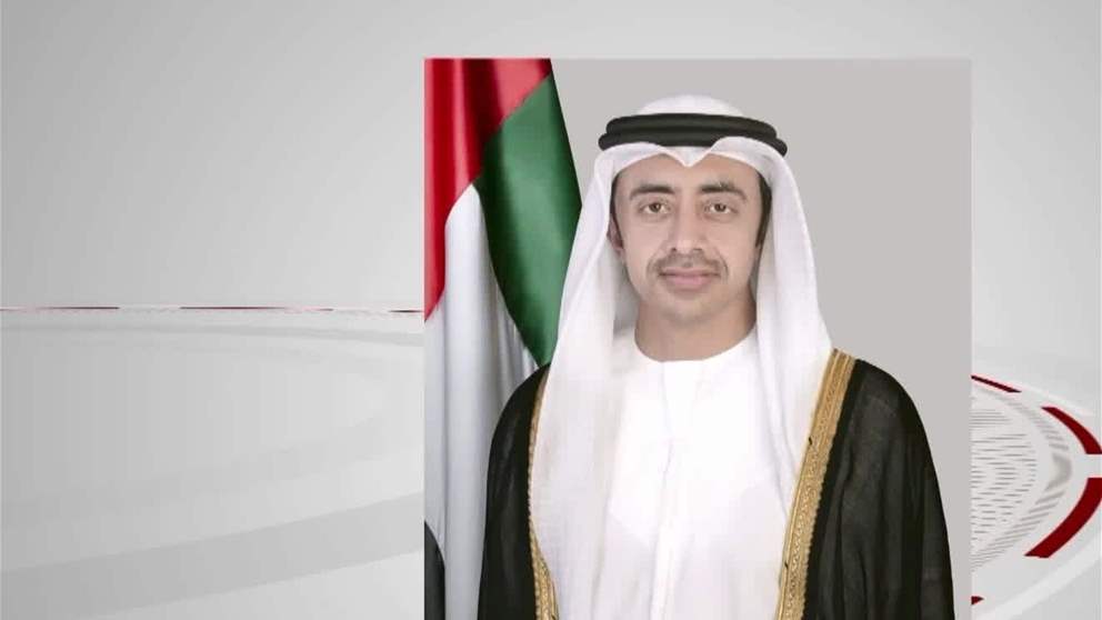 عبدالله بن زايد يبحث هاتفيا مع عدد من المسؤولين ووزارء الخارجية التطورات بالمنطقة