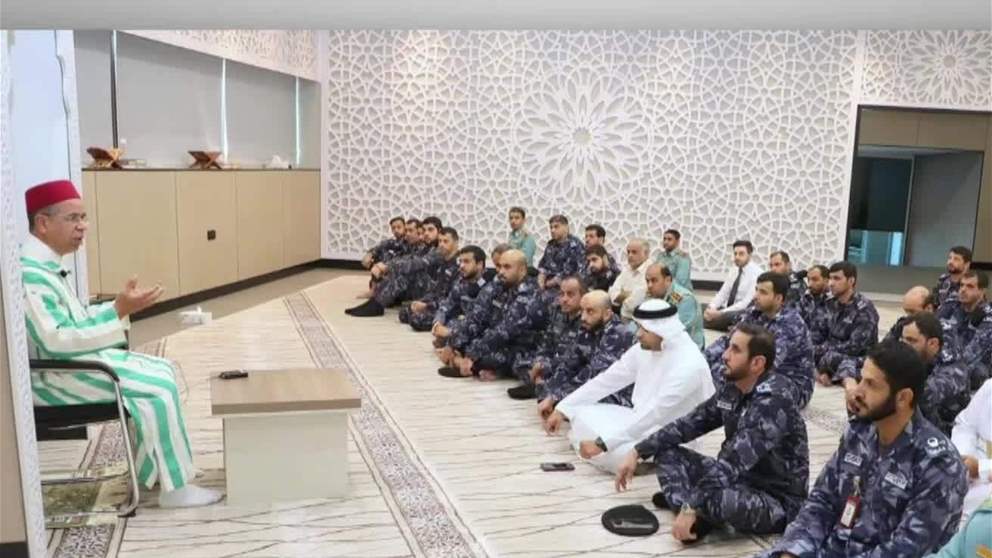 شرطة الفجيرة تنظم محاضرة دينية بعنوان "رب اجعل هذا البلد آمناً"