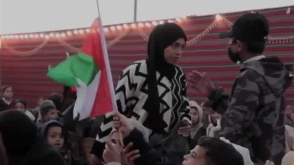 عملية الفارس الشهم 3 تنظم افطارا جماعيا للايتام في مواصي رفح ضمن سلسلة الافطارات الجماعية