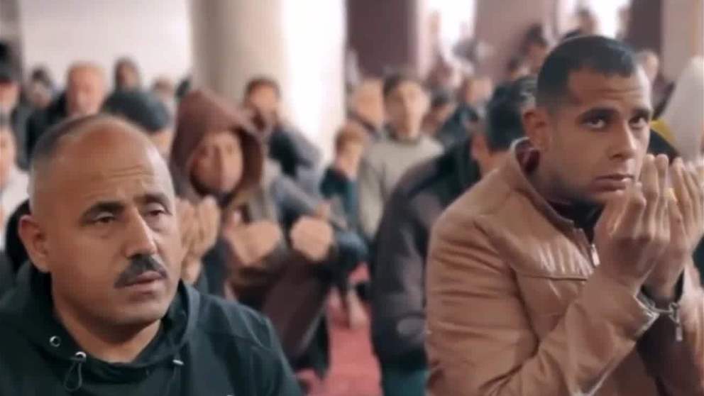 البعثة الاماراتية في قطاع غزة تحي شعائر عيد الفطر المبارك وتشارك اهالي غزة فرحة العيد