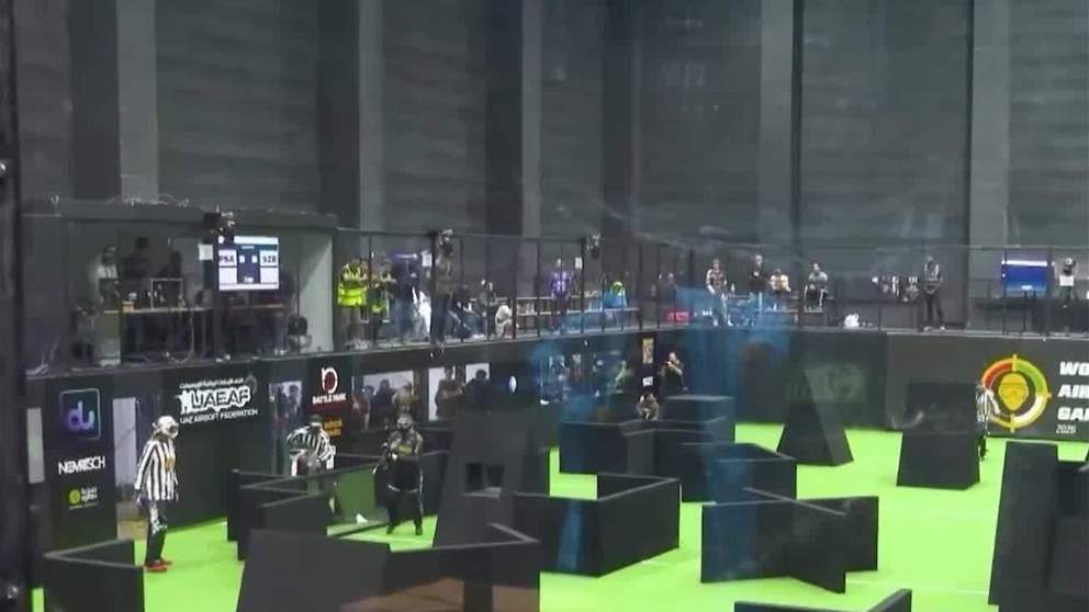 زايد بن سيف بن زايد يشهد انطلاق بطولة الألعاب العالمية للإيرسوفت في أبوظبي