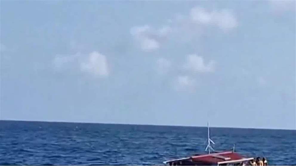 إنقاذ جميع أفراد طاقم سفينة الصيد المنكوبة قبالة جزيرة تاليابو في إندونيسيا