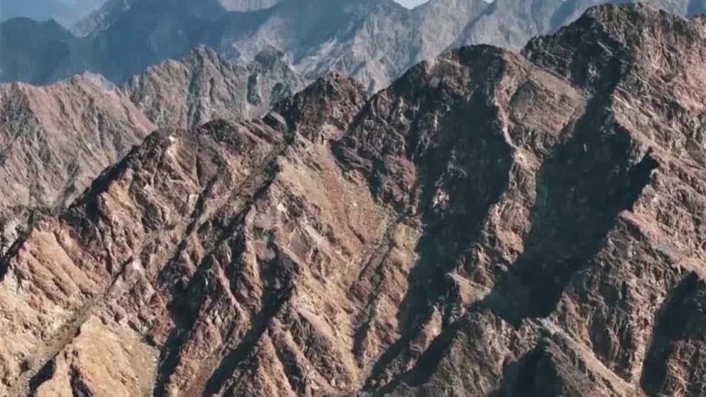 الفجيرة ترسخ مكانتها الجيولوجية ب 3 مناطق تعدينية وتنوع صخري فريد