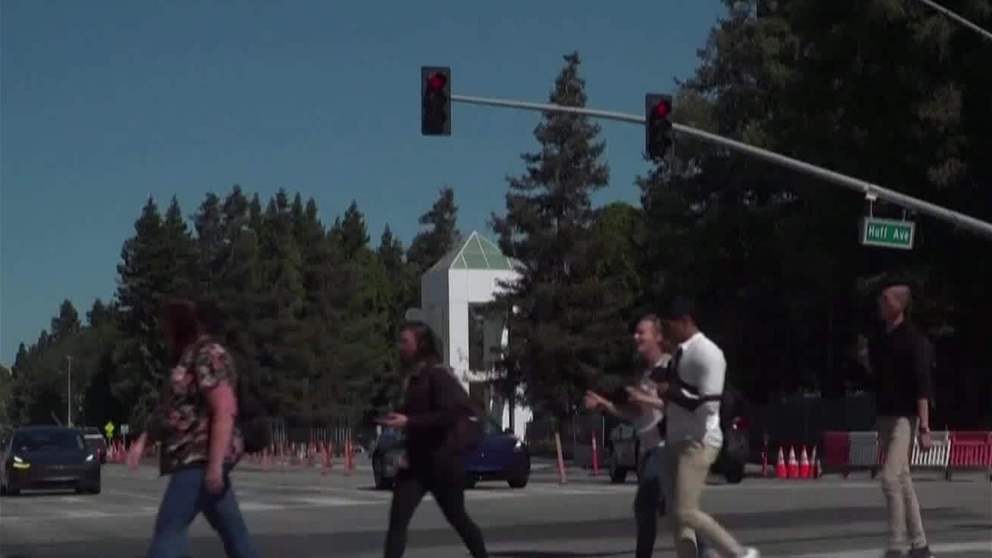 غوغل تعتزم استثمار 40 مليار دولار في شركة أنثروبيك للذكاء الاصطناعي